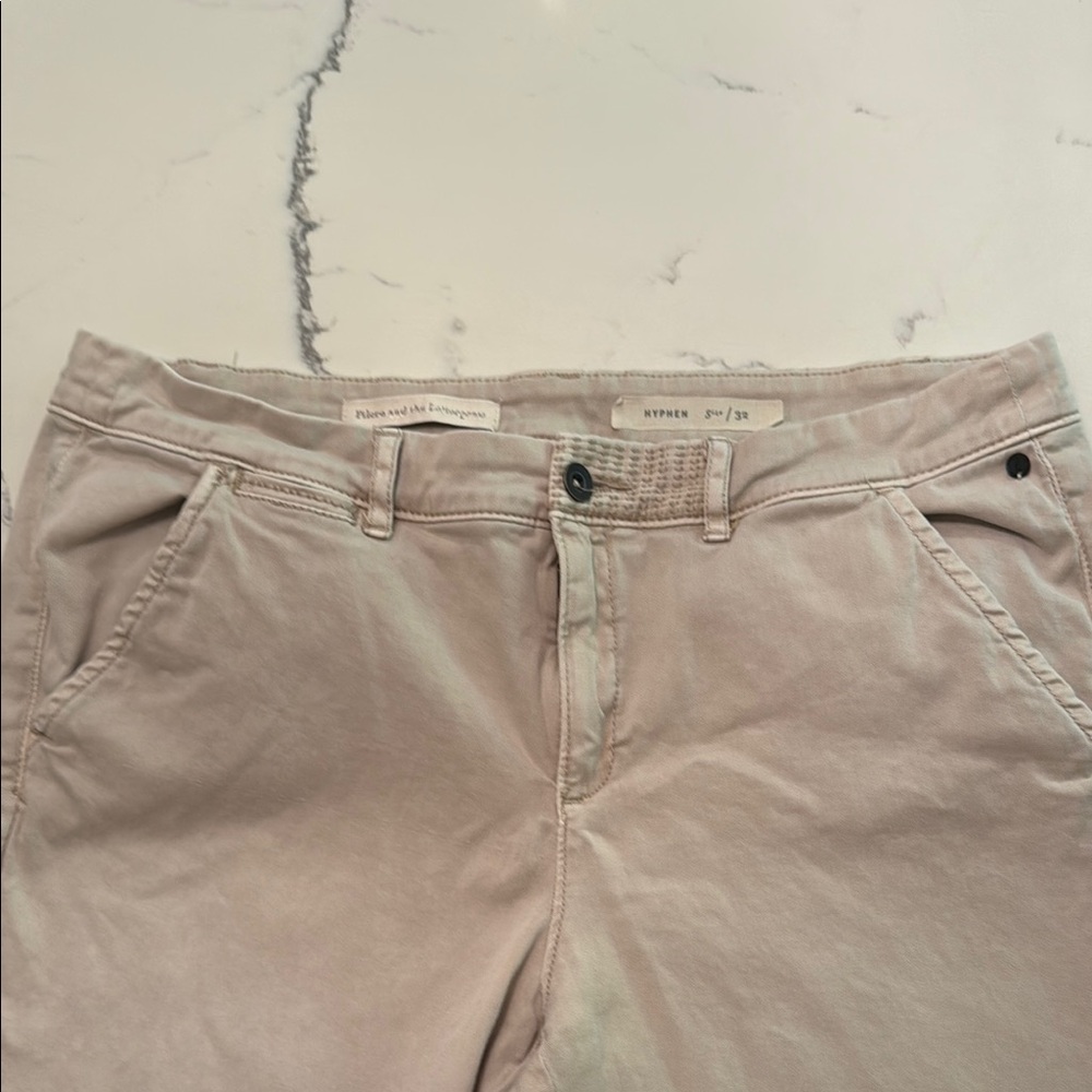 Anthropology Pilcro Hyphen Khaki Pants Size 32